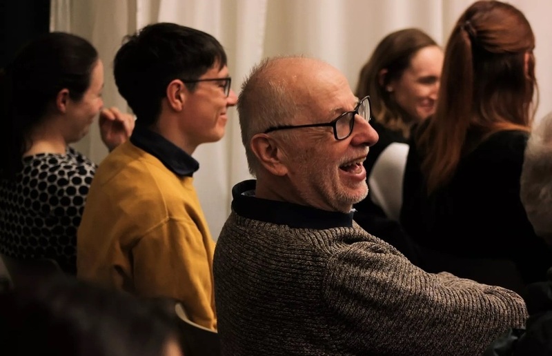 'Lachen über den Wahnsinn' mit Florian Scheuba auf der KHG Graz